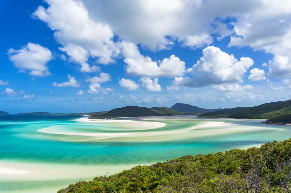 27 of the Top Beaches in Australia – The Land of Sun, Surf and Fun!