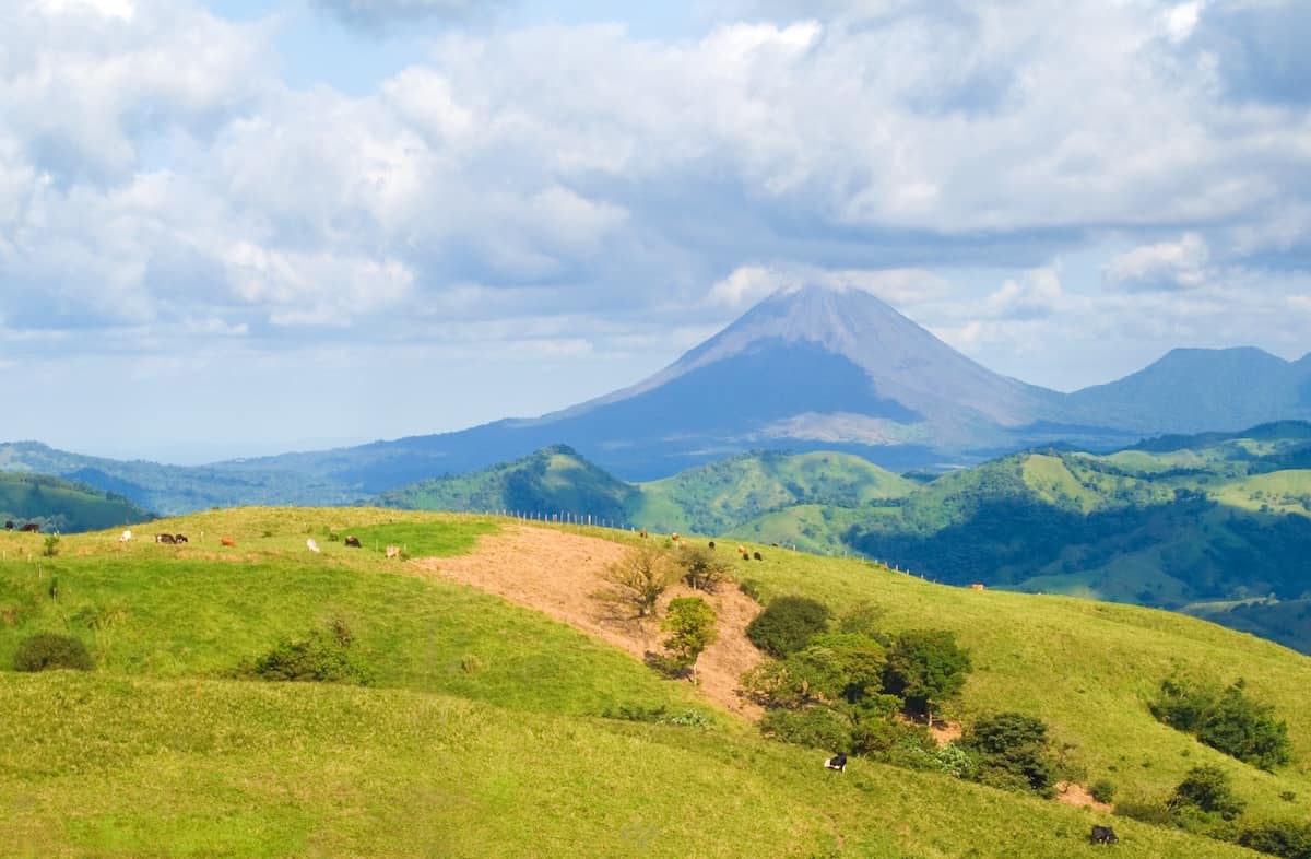 The Ultimate Costa Rica Volcano Tours: Adventure Awaits in 2024